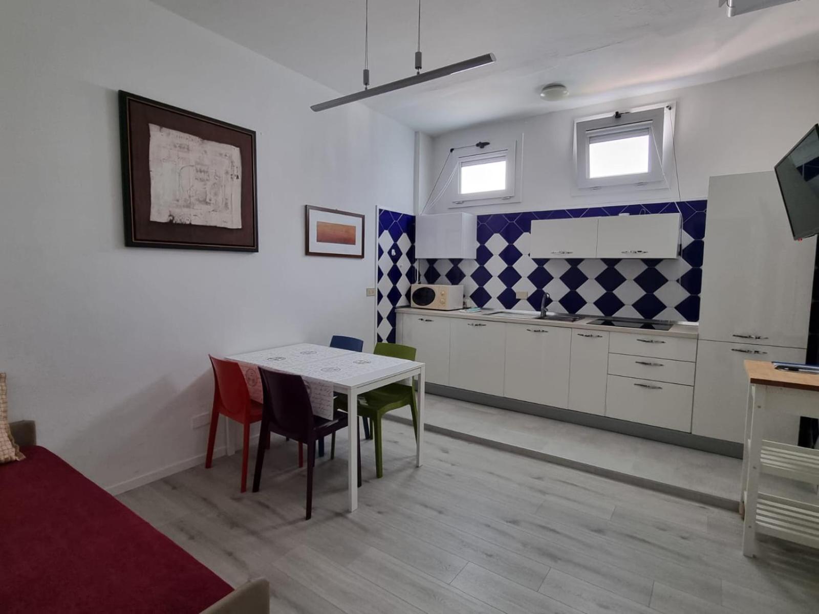 ליגננו סביאדורו Appart-Hotel Holiday חדר תמונה